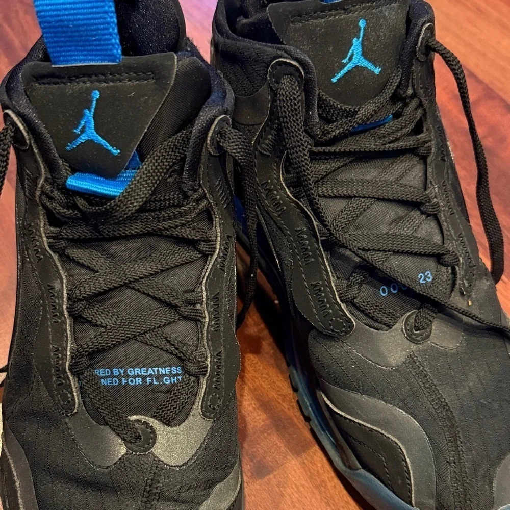 Jordan Black and Blue Air720 Size 7.5
